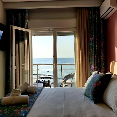 Aparthotel Aigialos 3*