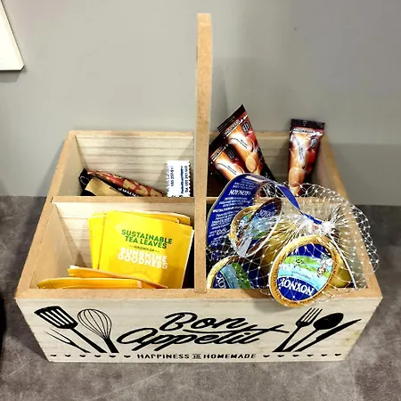 Aparthotel Aigialos Peraía