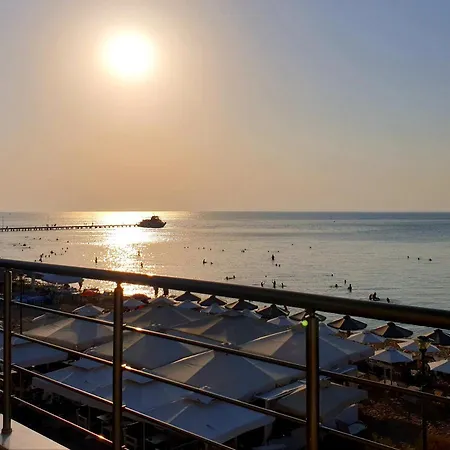 公寓式酒店 Aigialos