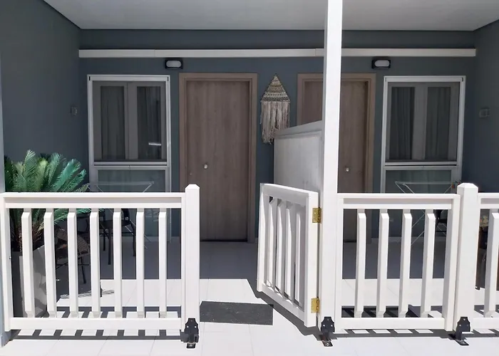 公寓式酒店 Aigialos 3*