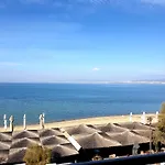 Aigialos 3* Peraía