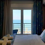 公寓式酒店 Aigialos 3*
